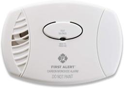 First Alert CO605 Plug-In Carbon Monoxide Detector with Battery Backup , White